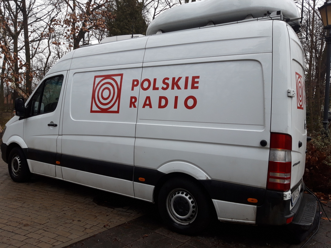 PolskieRadioSamochod.jpg