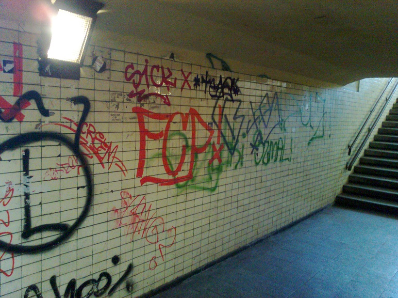 06 Żyrardów przejście od peronu II.jpg