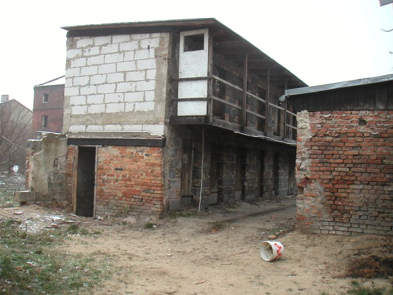 19 puste komórki na węgiel.jpg