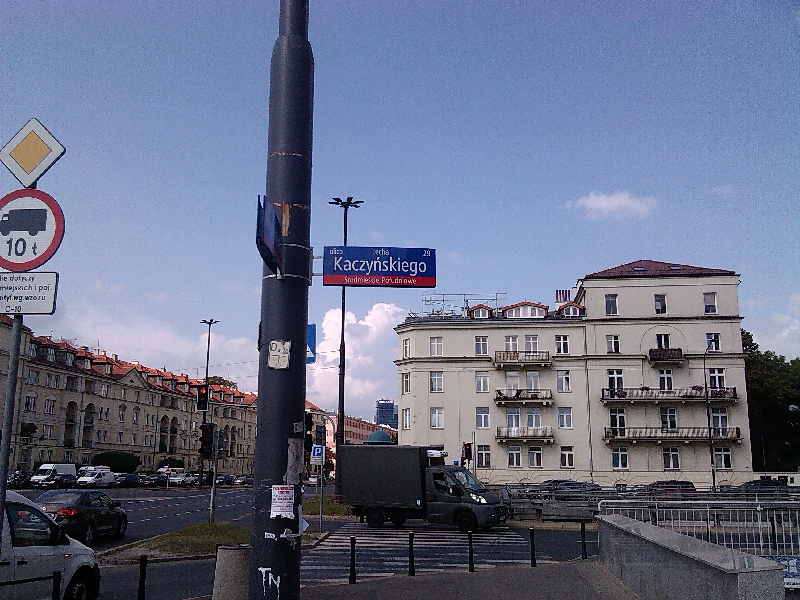 Trasa Łazienkowska Kaczyńskiego.jpg