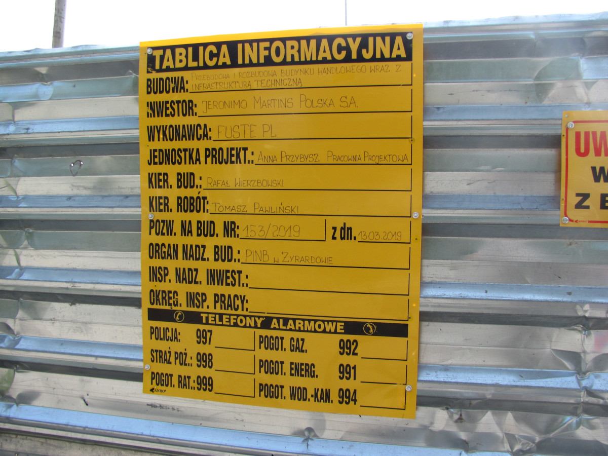 Biedronka Remont Tablica informacyjna.JPG