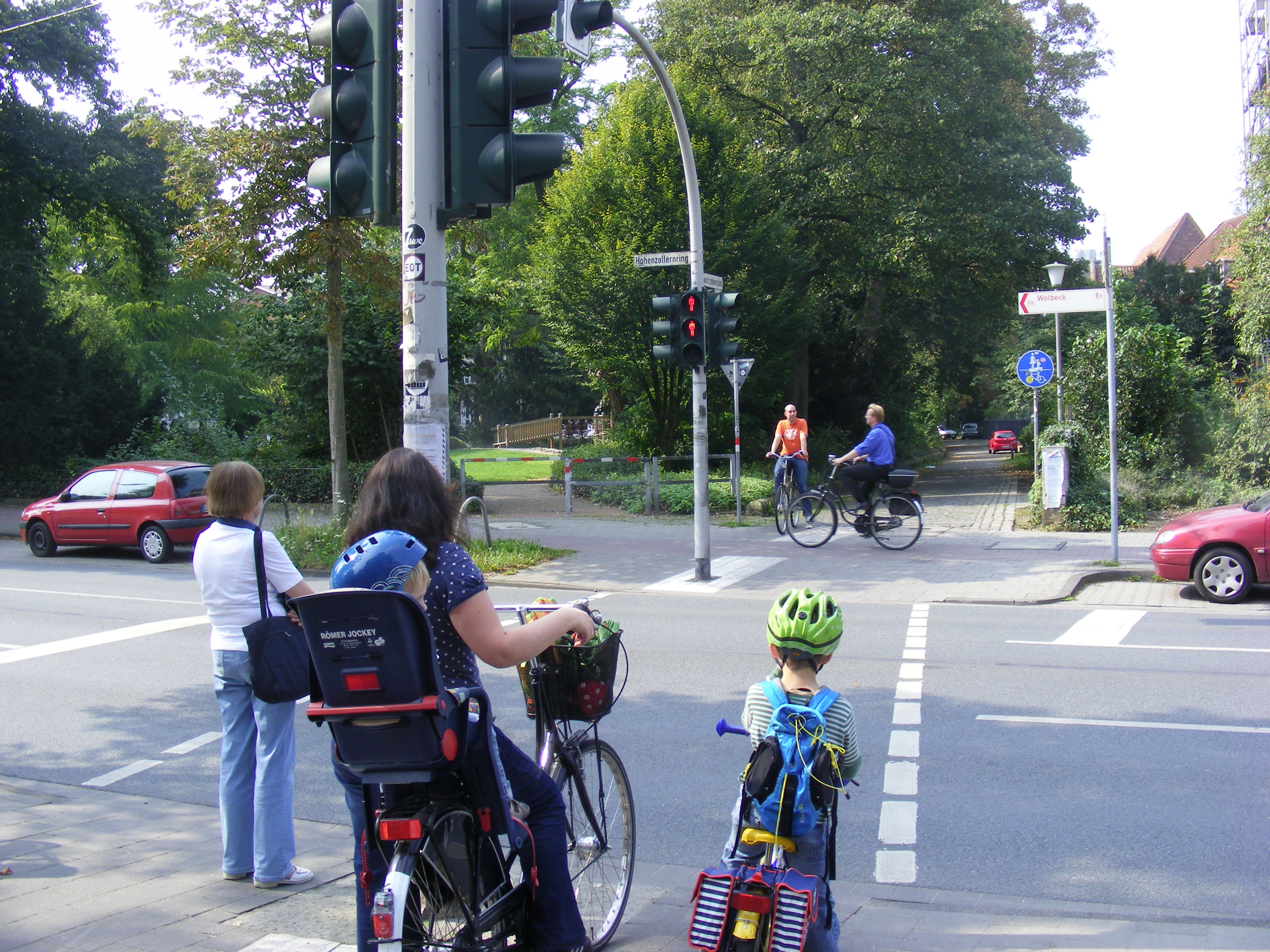 Specjalne światła dla rowerów i pieszych.jpg