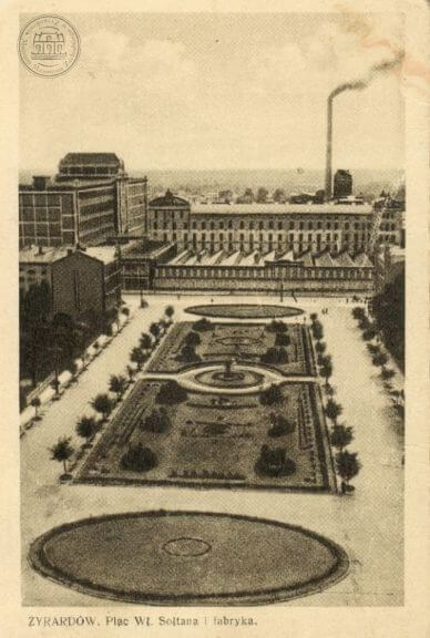 Plac Sołtana i fabryka.jpg