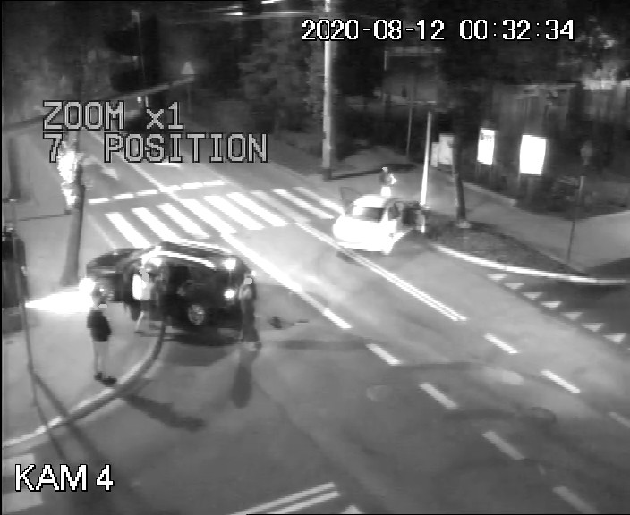 Kolizja drogowa pojazdów na skrzyżowaniu ul. Limanowskiego z ul. Narutowicza - przekazano do podjęcia czynności przewidzianych prawem..jpg