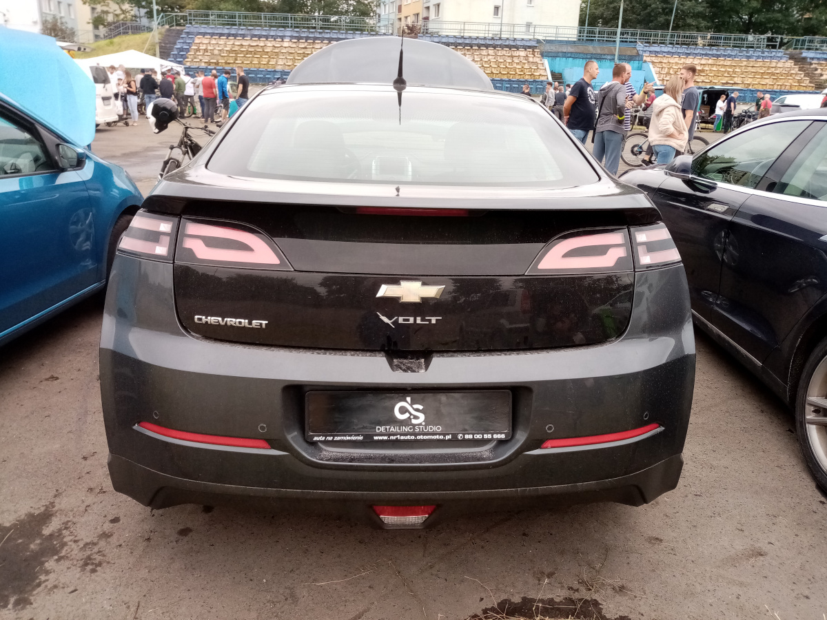 Samochód elektryczny Chevrolet Volt Tył.jpg