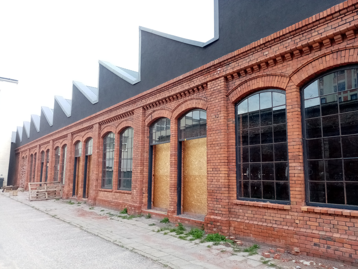 Stara tkalnia po remoncie.jpg