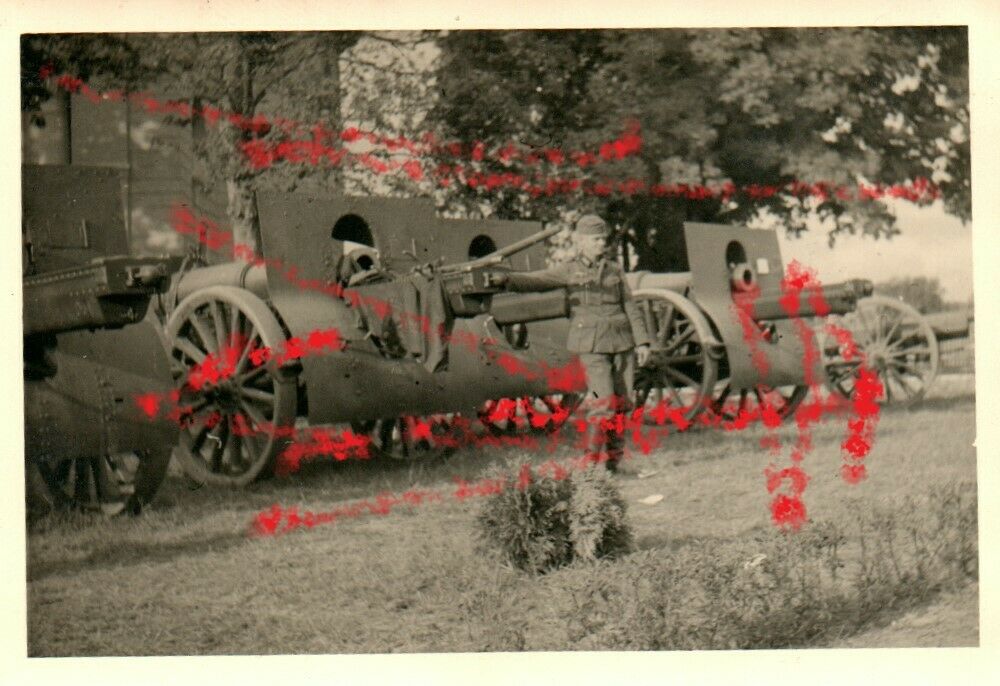 Polskie armaty 1939.jpg