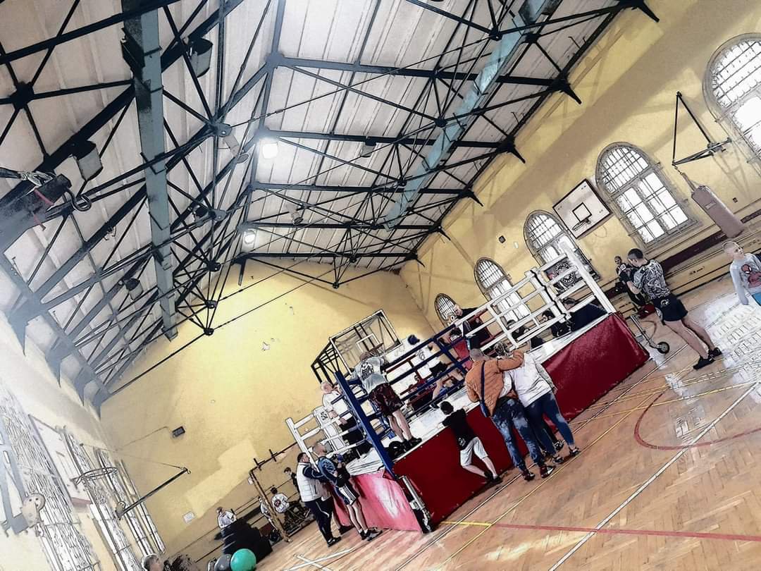 Hala Sportowa przy Chopina.jpg