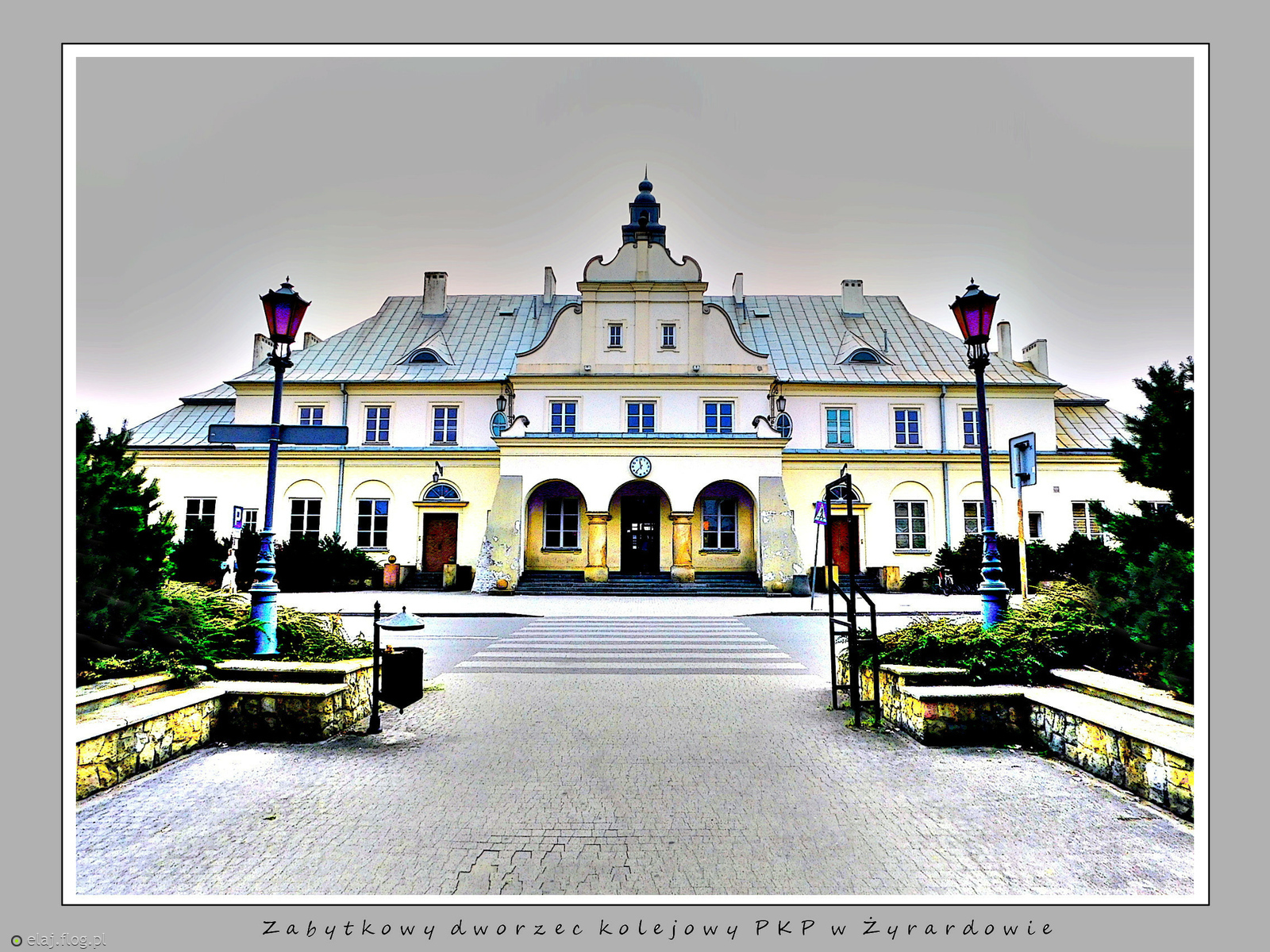 Dworzec Żyrardów.jpg