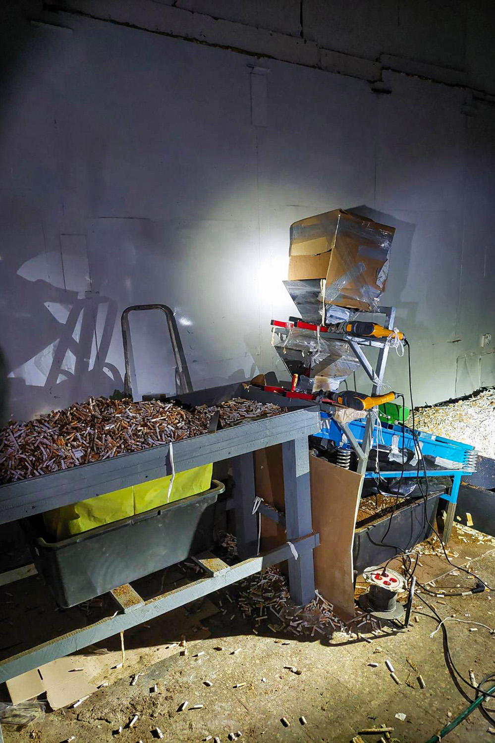 Nielegalne papierosy Żyrardów 2.jpg