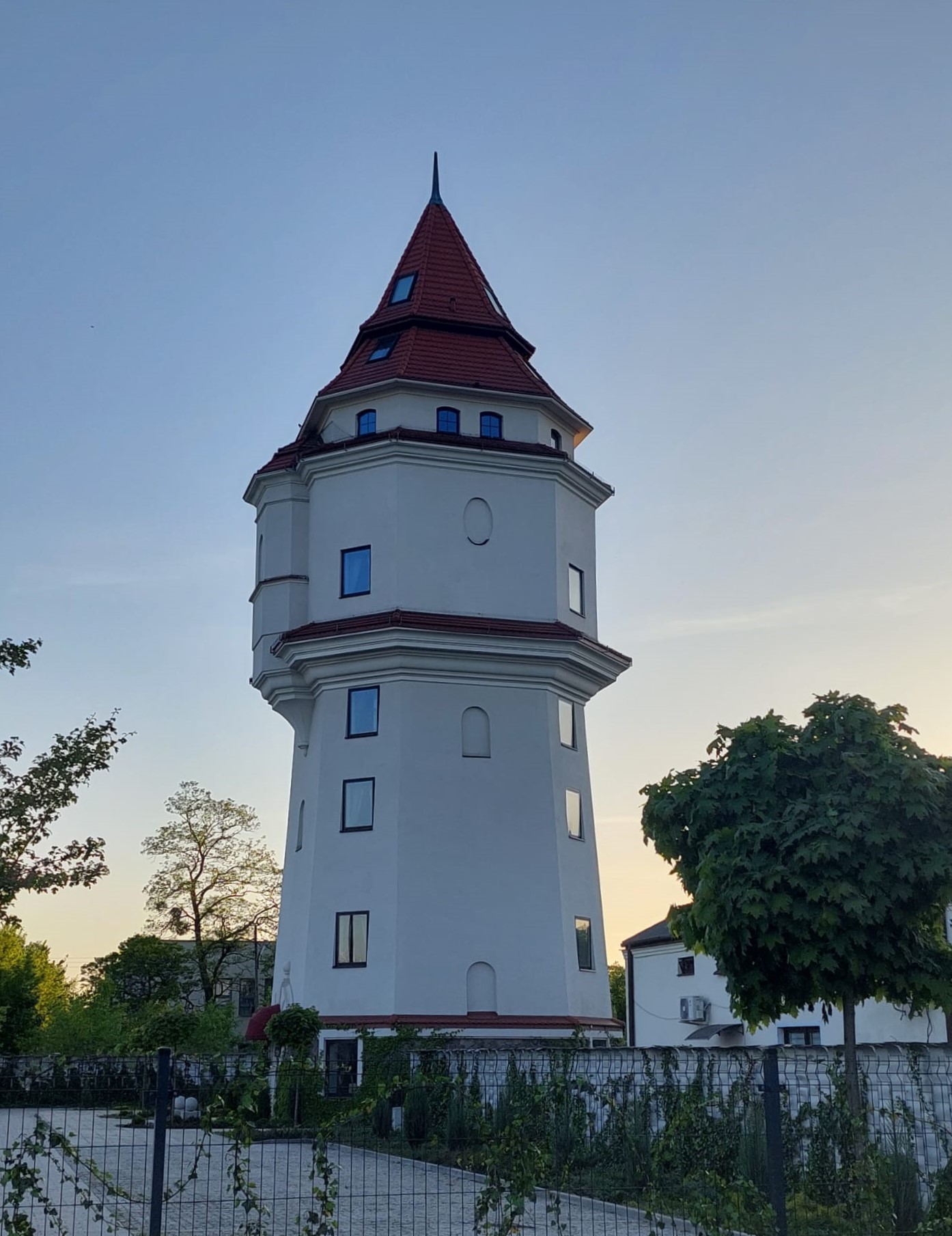 Wieża Ciśnień Żyrardów.jpg