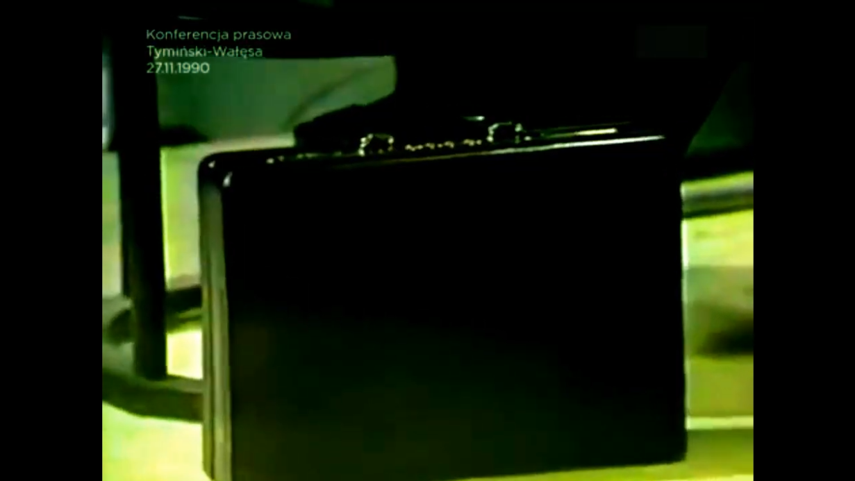 Czarna teczka Tymińskiego oryginał.png