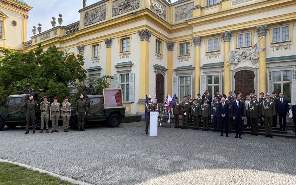 uhonowrowanie gen. Sosabowskiego.jpeg