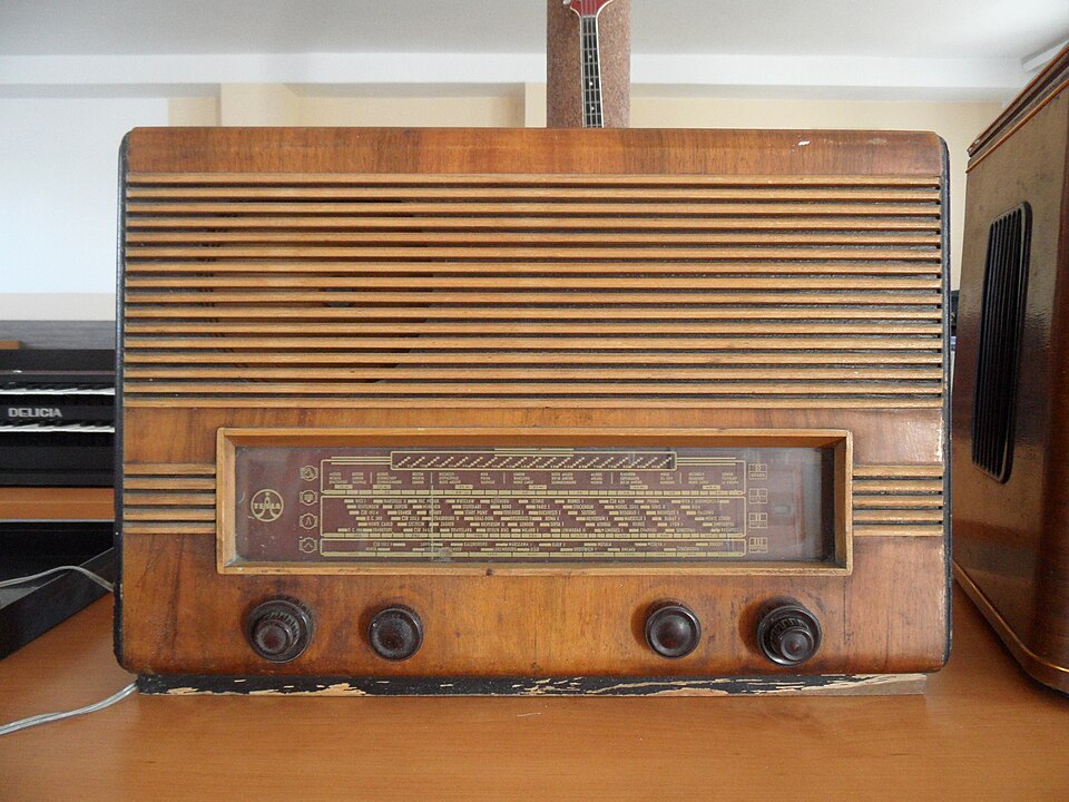 Prawdziwa Tesla radio.jpg