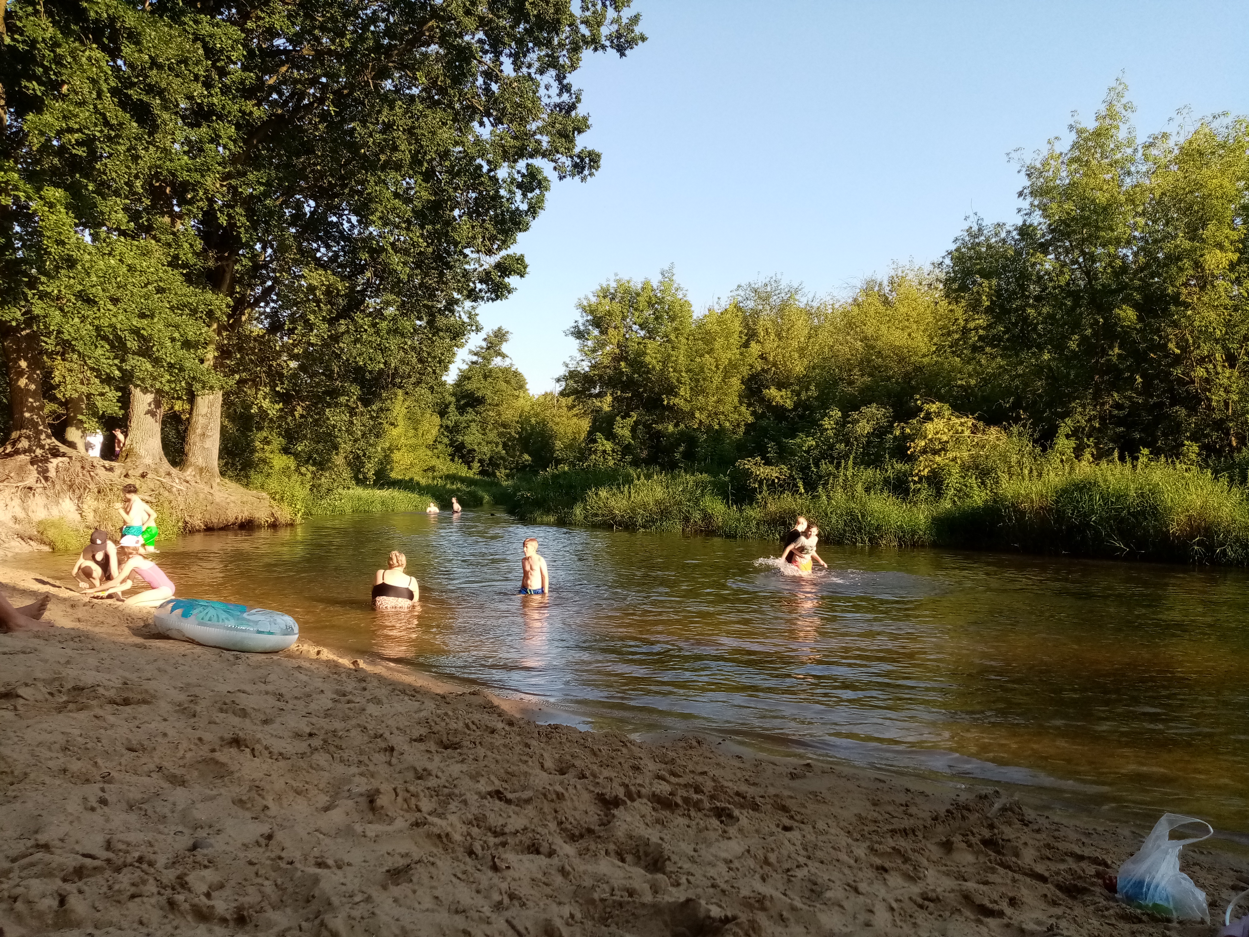 Oberwanka zakręt Pilicy.jpg