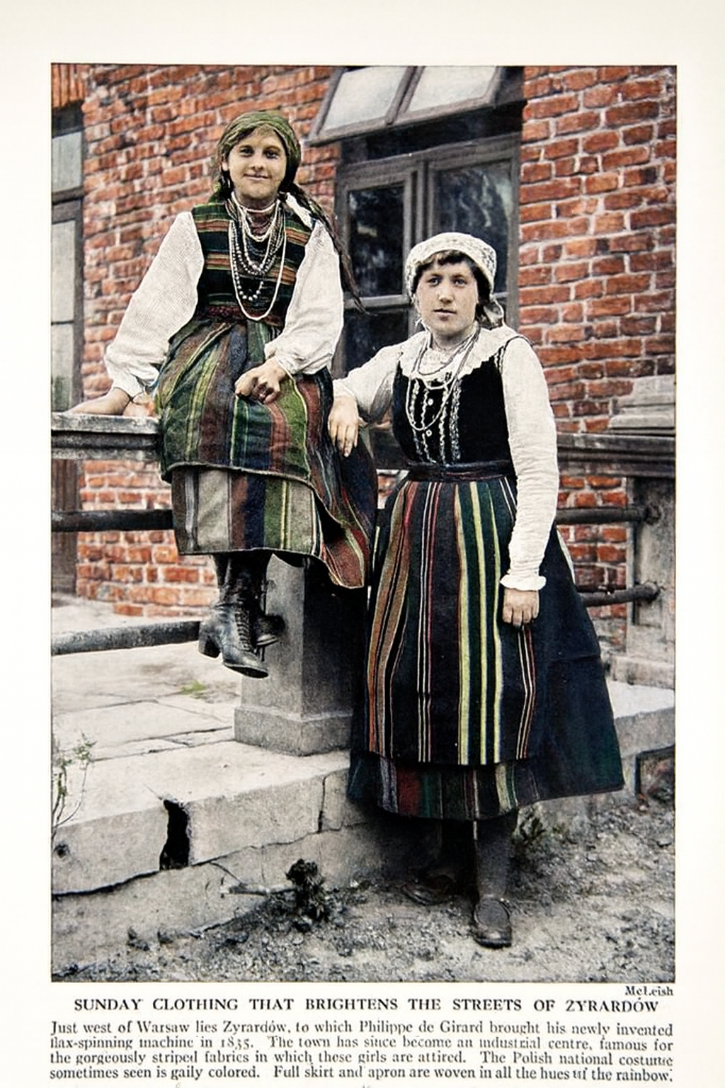 Kobiety w strojach ludowych Żyrardów kolorowanie AI.png