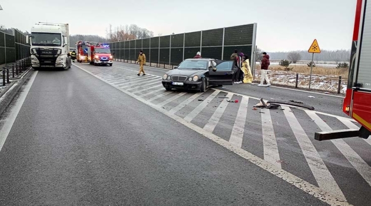 Zawracał Mercedesem na DK50.jpg